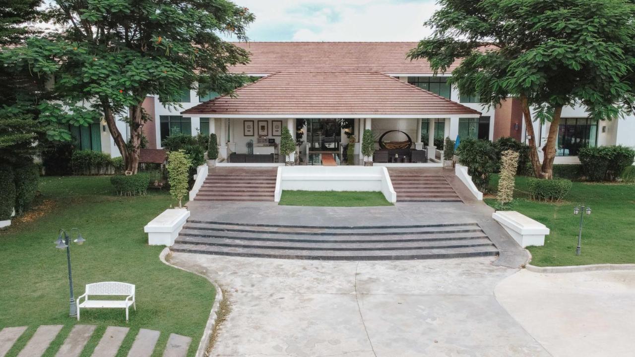 The Desiign Hotel - Sha Si Maha Phot Екстериор снимка